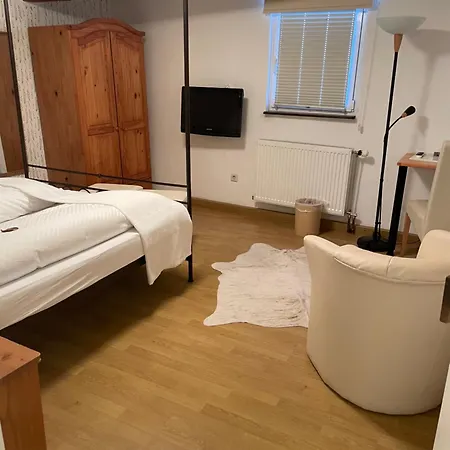 Hotel Zum Burggraf 3*