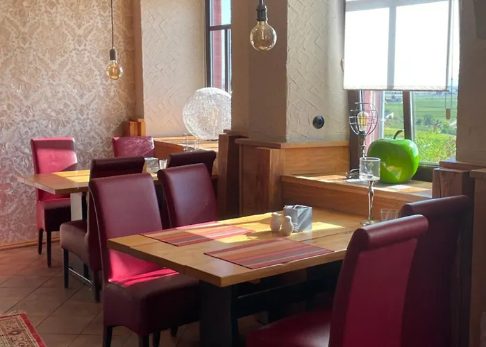 Zum Burggraf Otel Niederdorla