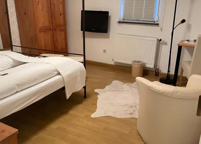 Otel Zum Burggraf 3*